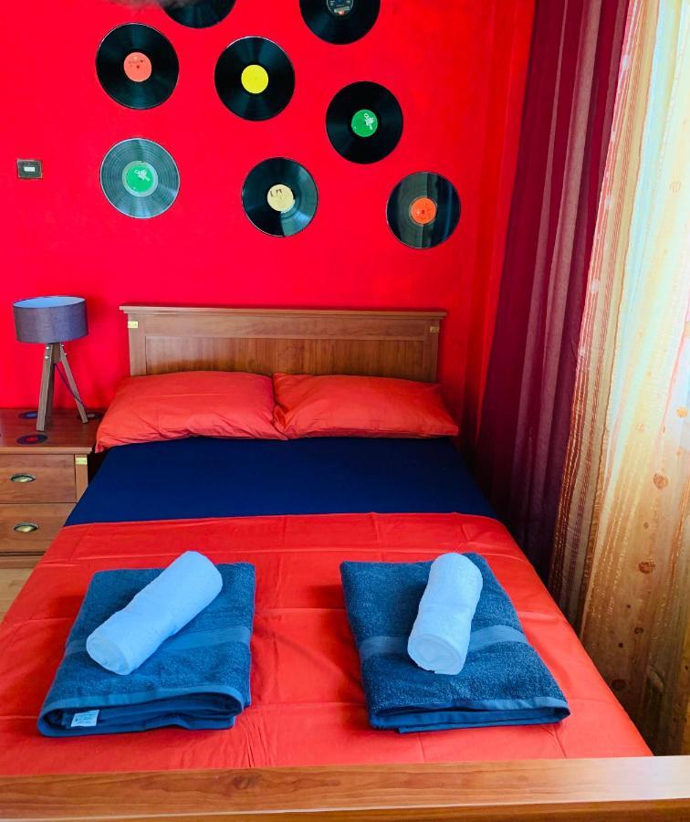Anna'S 3 Rooms Apartment Nei Epivates Beach Skala Neon Epivaton Exterior foto